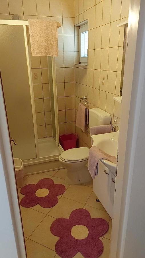 Apartmani Katarina Mundanije Eksteriør billede